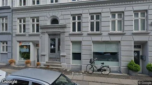 Clinics Vuokrattavana i Østerbro - Kuva Google Street Viewstä