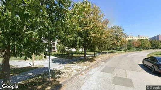 Lokaler til leje i Location is not specified - Foto fra Google Street View