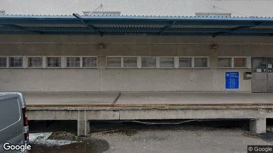 Warehouses for rent i Helsinki Itäinen - Photo from Google Street View