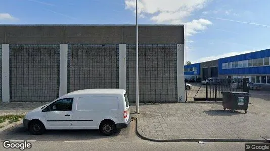 Liikekiinteistöt Vuokrattavana i Utrecht Overvecht - Kuva Google Street Viewstä