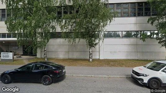 Warehouses for rent i Helsinki Itäinen - Photo from Google Street View