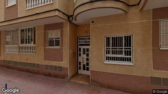 Propiedades comerciales En alquiler i Torrevieja - Foto de Google Street View