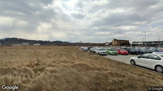 Nieruchomości komercyjne Do wynajęcia i Martin - Zdjęcie z Google Street View