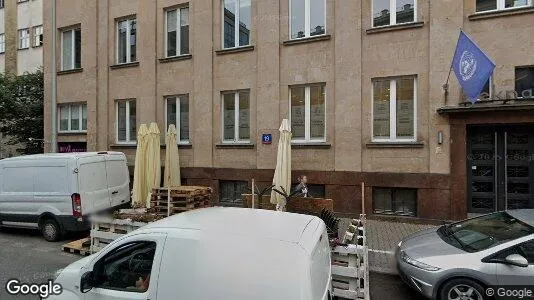 Toimistotilat Vuokrattavana i Varsova Wawer - Kuva Google Street Viewstä
