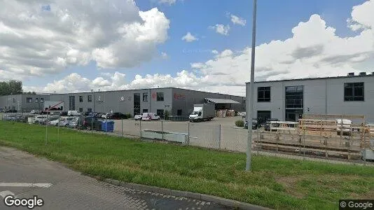 Office spaces for rent i Poznański - Photo from Google Street View