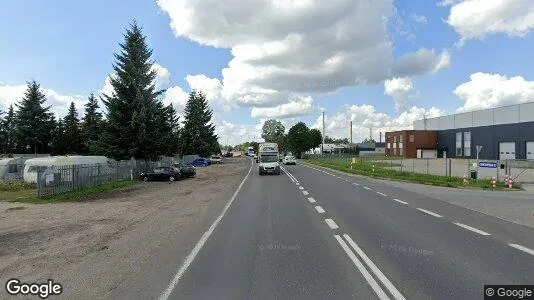 Lokale biurowe Do wynajęcia i Poznański - Zdjęcie z Google Street View