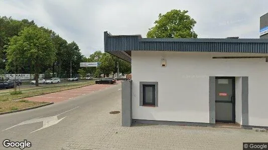 Lokale biurowe Do wynajęcia i Pabianicki - Zdjęcie z Google Street View