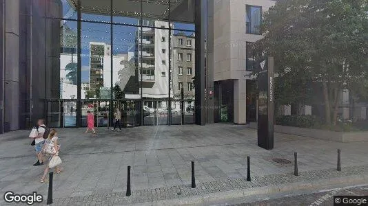 Toimistotilat Vuokrattavana i Varsova Wawer - Kuva Google Street Viewstä
