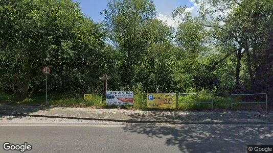 Office spaces for rent i Kołobrzeski - Photo from Google Street View