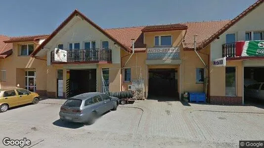 Propiedades comerciales En alquiler i Limanowski - Foto de Google Street View