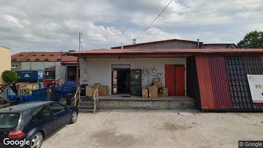 Företagslokaler för uthyrning i Ostrowiecki – Foto från Google Street View