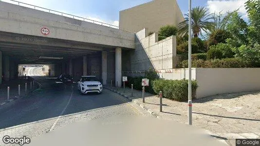 Magazijnen te koop i Agios Athanasios - Foto uit Google Street View