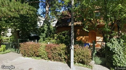 Espacios de oficina En alquiler i Location is not specified - Foto de Google Street View