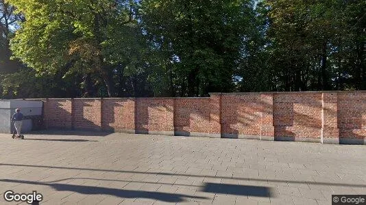 Lokale biurowe Do wynajęcia i Location is not specified - Zdjęcie z Google Street View
