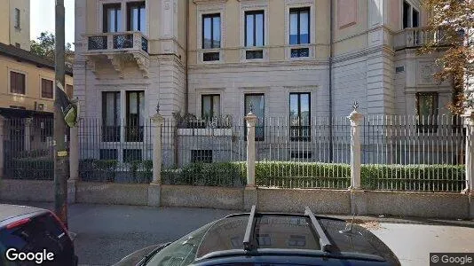 Kontorslokaler till salu i Bresso – Foto från Google Street View