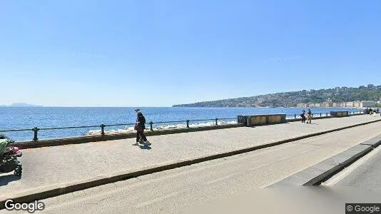 Gewerbeflächen zum Kauf i Chiaia – Foto von Google Street View
