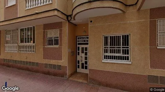 Bedrijfsruimtes te huur i Torrevieja - Foto uit Google Street View