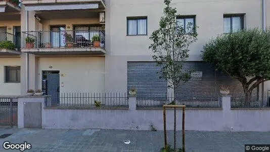 Bedrijfsruimtes te huur i Vilafant - Foto uit Google Street View