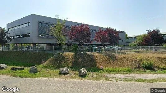 Commercial properties for rent i Bordeaux - Photo from Google Street View