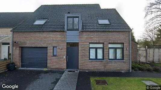 Commercial properties for rent i Malle - Photo from Google Street View