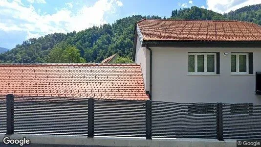 Bedrijfsruimtes te koop i Podvelka - Foto uit Google Street View