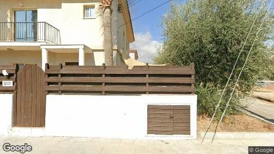 Espacios de oficina En alquiler i Germasogeia - Foto de Google Street View