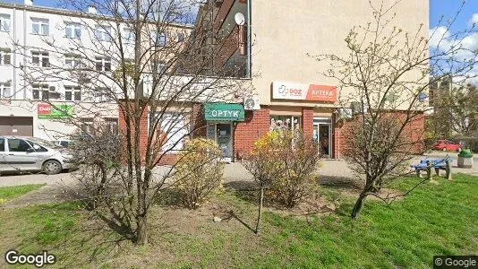 Liikekiinteistöt Vuokrattavana i Varsova Bemowo - Kuva Google Street Viewstä