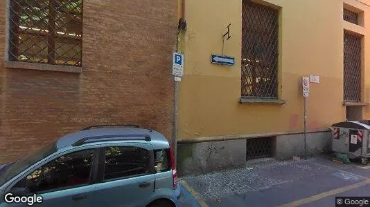 Nieruchomości komercyjne Do wynajęcia i Bologna - Zdjęcie z Google Street View