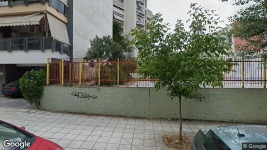 Espacios de oficina En alquiler i Kalamaria - Foto de Google Street View
