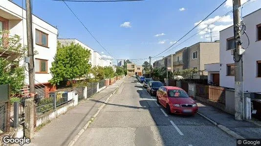 Liikekiinteistöt Vuokrattavana i Trnava - Kuva Google Street Viewstä