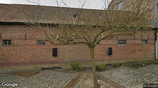 Gewerbeflächen zum Kauf i Celles – Foto von Google Street View