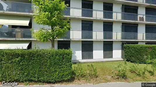 Liikekiinteistöt Vuokrattavana i March - Kuva Google Street Viewstä