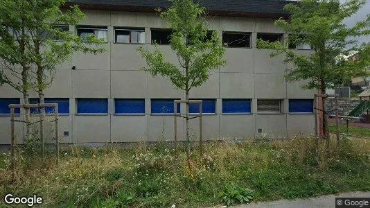 Espacios de oficina En alquiler i Saane - Foto de Google Street View