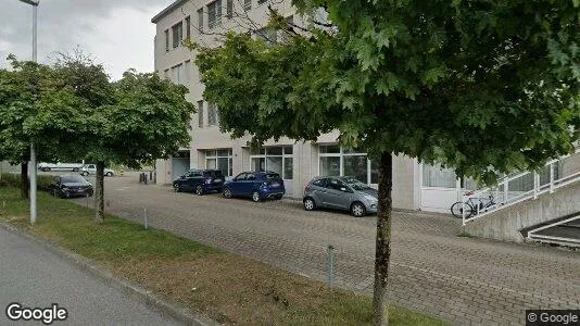 Almacenes En alquiler i Saane - Foto de Google Street View