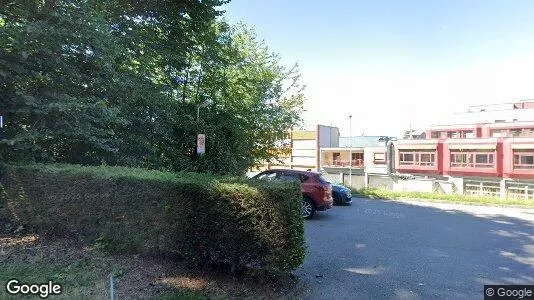 Espacios de oficina En alquiler i Saane - Foto de Google Street View