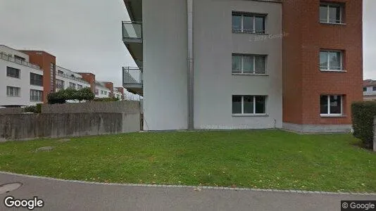 Propiedades comerciales En alquiler i Uster - Foto de Google Street View