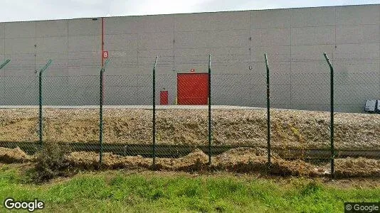 Nieruchomości komercyjne Do wynajęcia i Aat - Zdjęcie z Google Street View