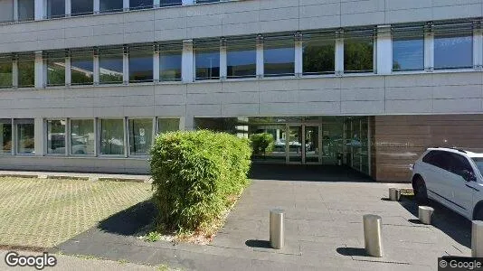 Warehouses for rent i Lausanne - Photo from Google Street View