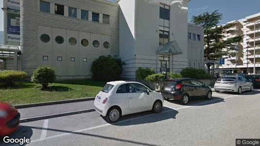 Office spaces for rent i Locarno - Photo from Google Street View