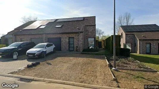 Nieruchomości komercyjne Na sprzedaż i Lennik - Zdjęcie z Google Street View
