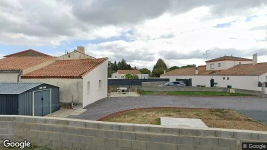 Commercial properties for rent i Miroslava - Photo from Google Street View