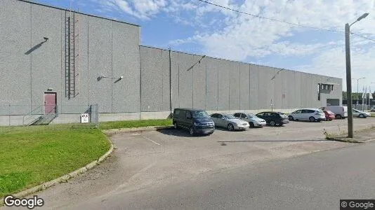 Nieruchomości komercyjne Do wynajęcia i Rae - Zdjęcie z Google Street View