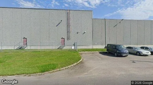 Nieruchomości komercyjne Do wynajęcia i Rae - Zdjęcie z Google Street View