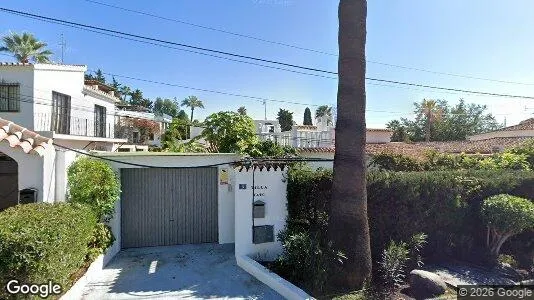 Nieruchomości komercyjne Na sprzedaż i Marbella - Zdjęcie z Google Street View