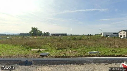 Gewerbeflächen zur Miete i Broye – Foto von Google Street View