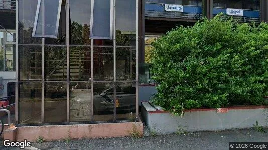 Nieruchomości komercyjne Do wynajęcia i Parma - Zdjęcie z Google Street View
