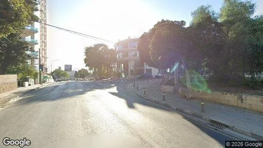 Lokale biurowe Do wynajęcia i Nikozja Lefkosia - Zdjęcie z Google Street View
