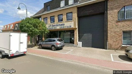 Bedrijfsruimtes te koop i Balen - Foto uit Google Street View