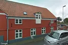 Företagslokal för uthyrning, Aakirkeby, Bornholm, Torvet 2, Danmark