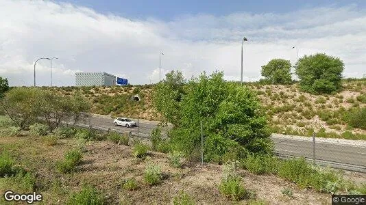 Coworking spaces zur Miete i El Encinar de los Reyes – Foto von Google Street View